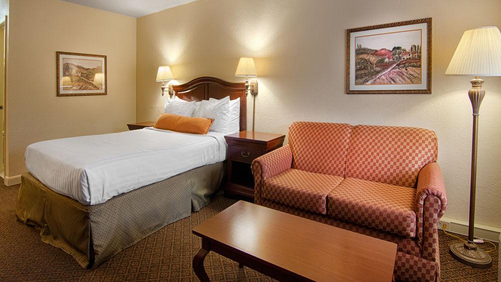 Best Western Point South Yemassee Bagian luar foto