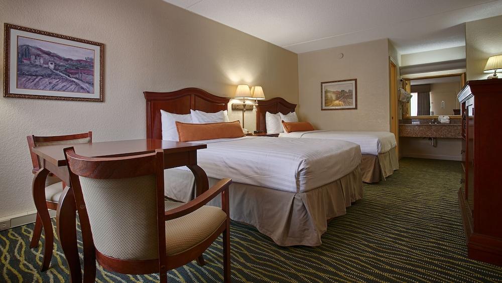 Best Western Point South Yemassee Bagian luar foto