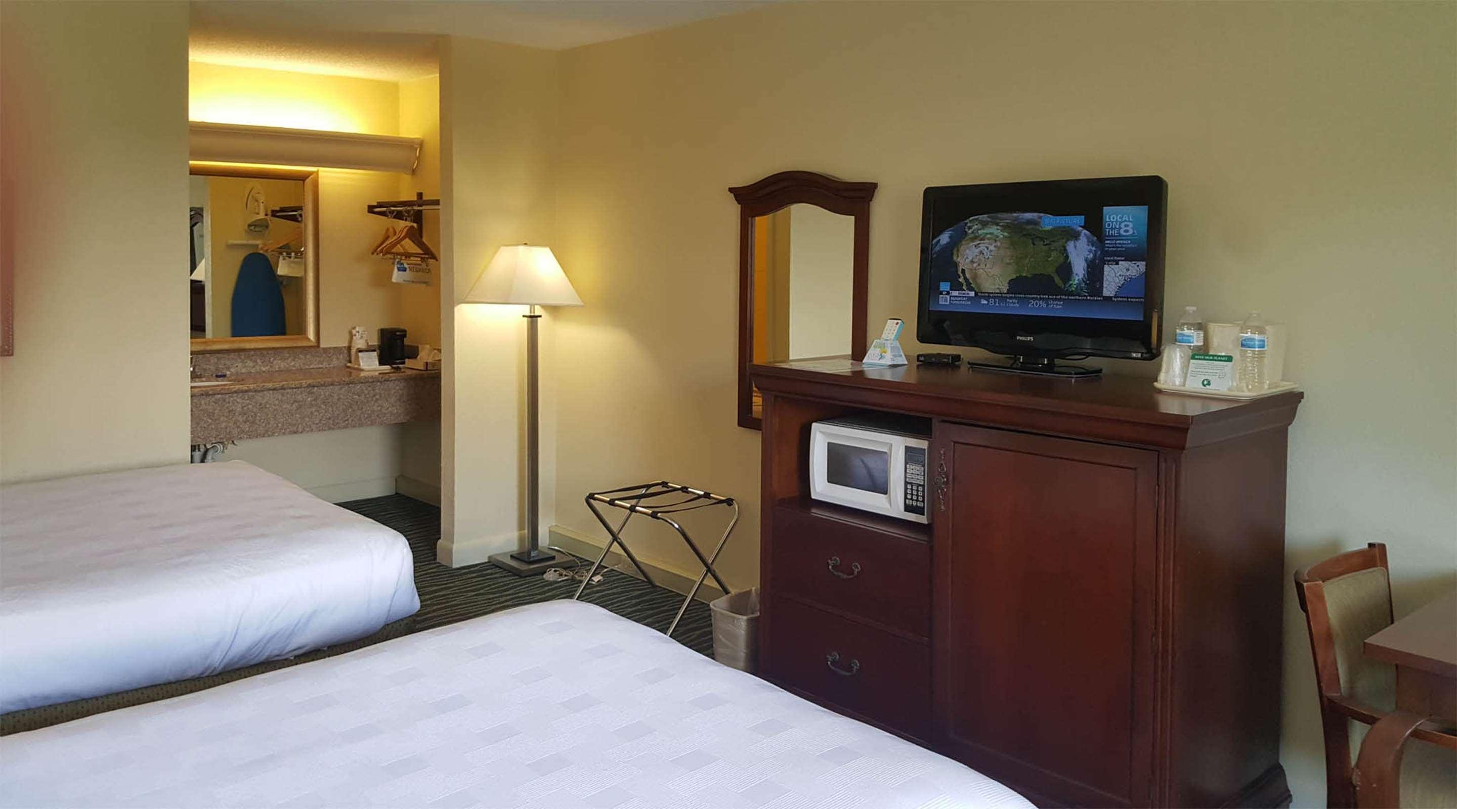 Best Western Point South Yemassee Bagian luar foto